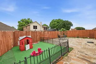 1437 Burlington Dr, Plano, TX 75025 - Photo 32