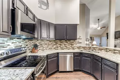 5020 Falcon Hollow Road, McKinney, TX 75072 - Photo 10