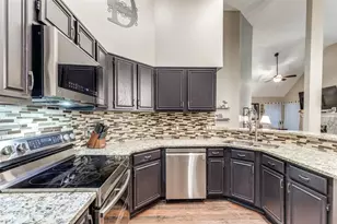 5020 Falcon Hollow Rd, McKinney, TX 75072 - Photo 10