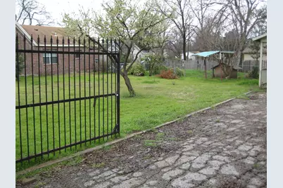 3140 View Street, Fort Worth, TX 76103 - Photo 18