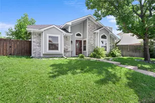 2539 Melissa Ln, Carrollton, TX 75006 - Photo 2
