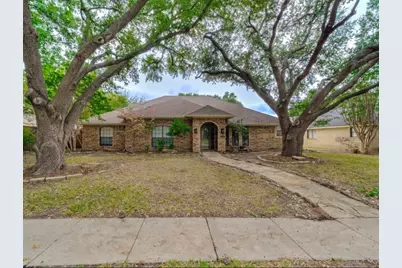 3924 Mesa Drive, Plano, TX 75074 - Photo 1