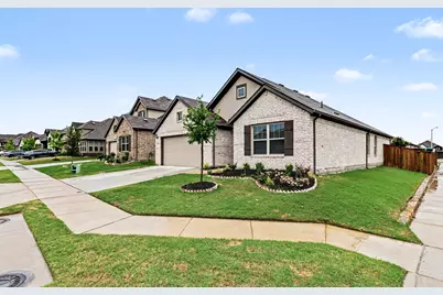 157 Greenback Trail, Fort Worth, TX 76131 - Photo 2