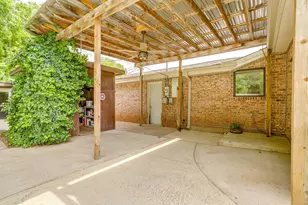 211 Cottonwood St, Weatherford, TX 76086 - Photo 24