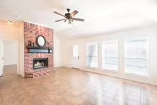 8617 Laughing Waters Tr, McKinney, TX 75070 - Photo 6