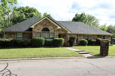 812 Mockingbird Street, Bonham, TX 75418 - Photo 1