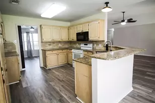812 Mockingbird St, Bonham, TX 75418 - Photo 10