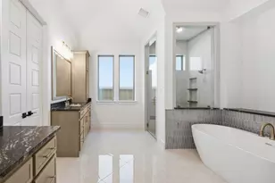 708 Bear Creek Dr, Hurst, TX 76054 - Photo 16
