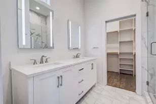 2450 N Garrett Ave, Dallas, TX 75206 - Photo 10