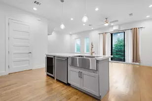 2450 N Garrett Ave, Dallas, TX 75206 - Photo 4