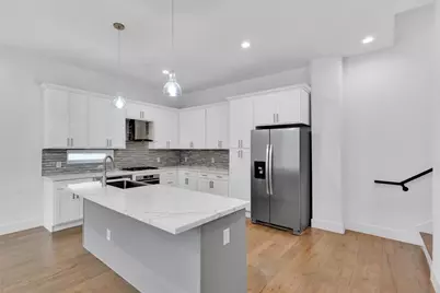 2450 N Garrett Avenue #14, Dallas, TX 75206 - Photo 2