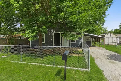 305 Claude Avenue, Cleburne, TX 76031 - Photo 16