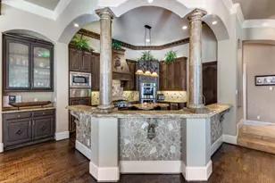 1608 Rivercrest Ct, Fort Worth, TX 76107 - Photo 8
