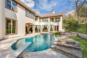 1608 Rivercrest Ct, Fort Worth, TX 76107 - Photo 4