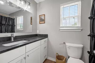 1108 Oakwood Avenue, Waco, TX 76706 - Photo 20
