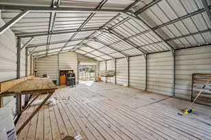319 S Rogers St, Covington, TX 76636 - Photo 28