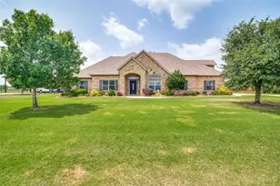 2635 Laurel Oaks, Royse City, TX 75189 - Photo 1