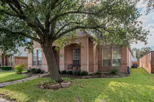 1610 Mapleleaf Fall Dr, Allen, TX 75002 - Photo 2