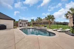 2548 Bunker Hill Dr, Burleson, TX 76028 - Photo 32