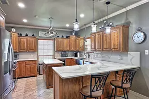912 Van Winkle Cir, Athens, TX 75751 - Photo 4