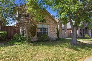 2314 Weatherby Dr, Mesquite, TX 75181 - Photo 2