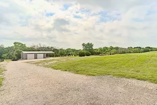 2120 Shady Grove Rd, Weatherford, TX 76088 - Photo 4