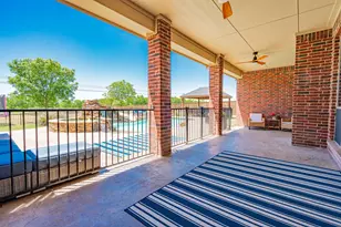 12176 Livingston Way, Talty, TX 75126 - Photo 34