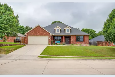 2720 Pinnacle Drive, Burleson, TX 76028 - Photo 2