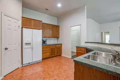 2720 Pinnacle Drive, Burleson, TX 76028 - Photo 12