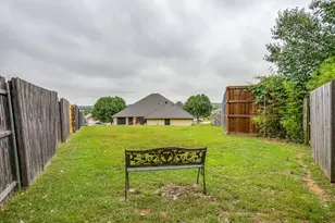 2720 Pinnacle Dr, Burleson, TX 76028 - Photo 34