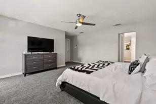 2030 Klondike St, Grand Prairie, TX 75050 - Photo 8