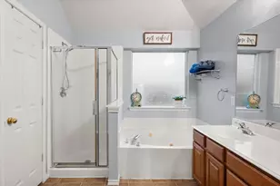 202 Creek Point Ln, Arlington, TX 76002 - Photo 26