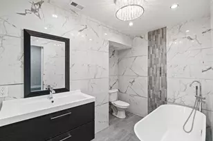 9405 Rocky Branch Dr, Dallas, TX 75243 - Photo 20
