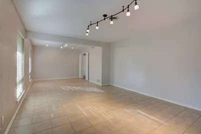 3763 Vinecrest Drive, Dallas, TX 75229 - Photo 4