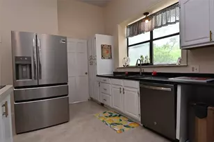 1220 N 18th St, Waco, TX 76707 - Photo 16