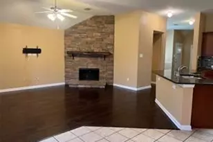 2912 Hollow Valley Dr, Fort Worth, TX 76244 - Photo 10