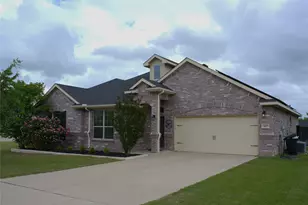 7417 Caladium Ln, Forest Hill, TX 76140 - Photo 2
