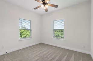 2625 Austin Dr, Granbury, TX 76048 - Photo 10