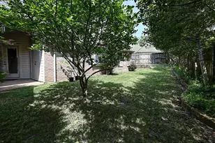 6608 Barclay Ln, Garland, TX 75044 - Photo 40