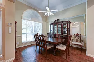 6608 Barclay Ln, Garland, TX 75044 - Photo 2