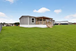 215 Overland Trail, Bridgeport, TX 76426 - Photo 16