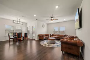 901 Euston St, Denton, TX 76209 - Photo 8
