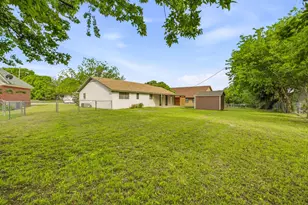 115 Double Horn St, Stephenville, TX 76401 - Photo 28