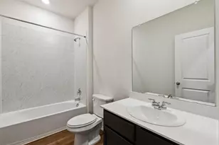 13204 Enclave Pkwy, Providence Village, TX 76227 - Photo 18