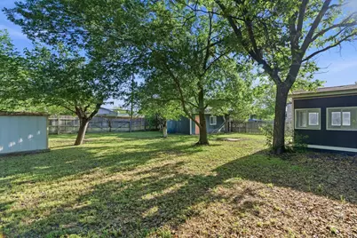 1400 Royal Lane, Cisco, TX 76437 - Photo 32