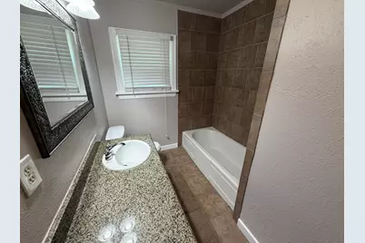 4332 Calmont Avenue, Fort Worth, TX 76107 - Photo 20