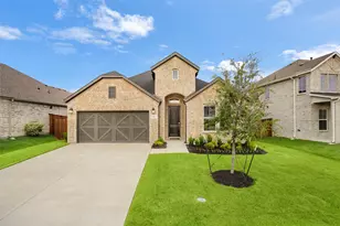 2446 Pebble Bank Ln, Midlothian, TX 76065 - Photo 2