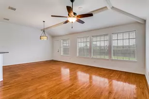 1220 Shady Elm Ln, Lewisville, TX 75067 - Photo 6