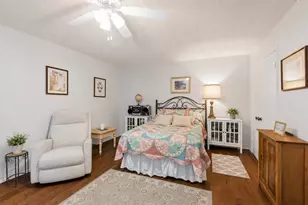 618 Castlewood Ln, Arlington, TX 76012 - Photo 10