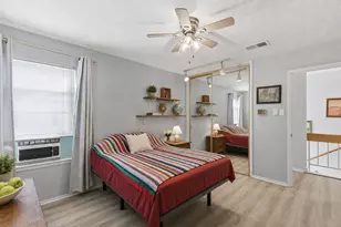 618 Castlewood Ln, Arlington, TX 76012 - Photo 20